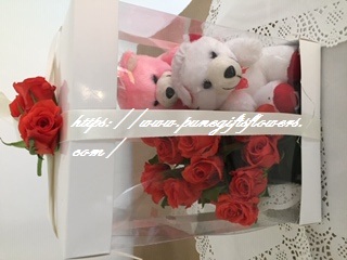 Luxury Transparent gift box with orange roses and 2 teddies